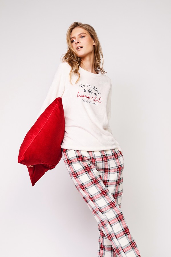 aw23-f-milena
