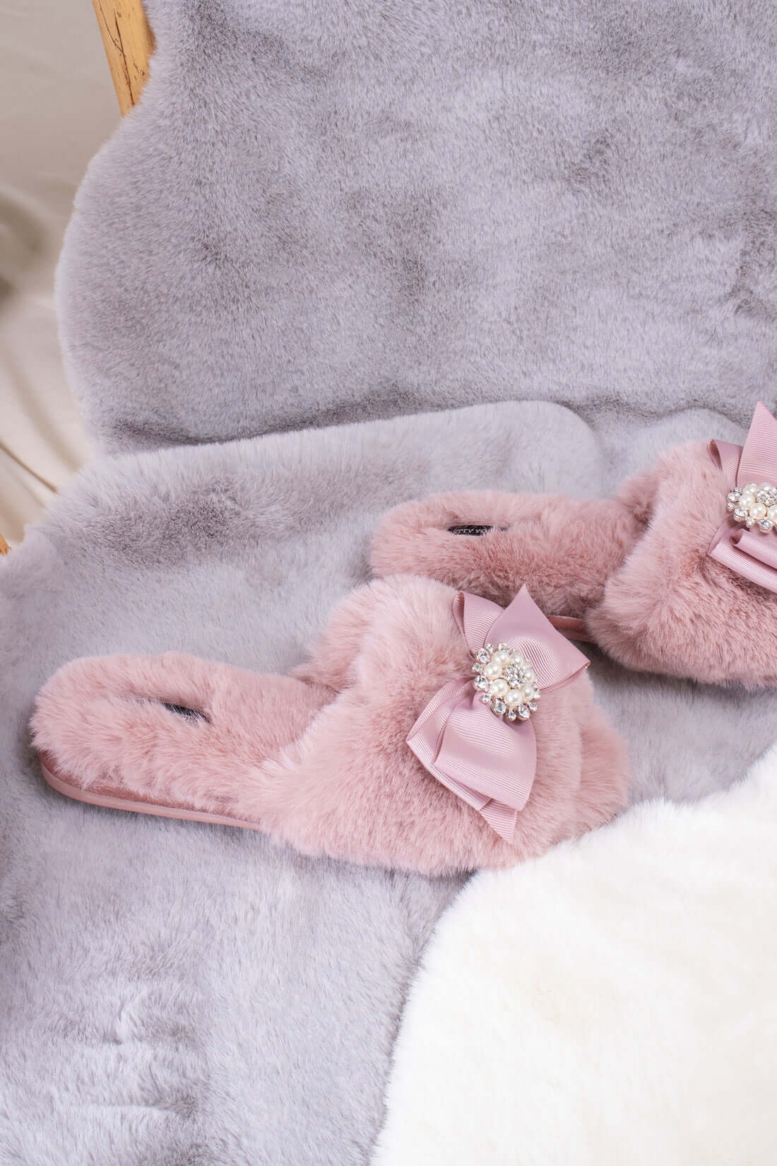 Anya_Pink_4_1100x